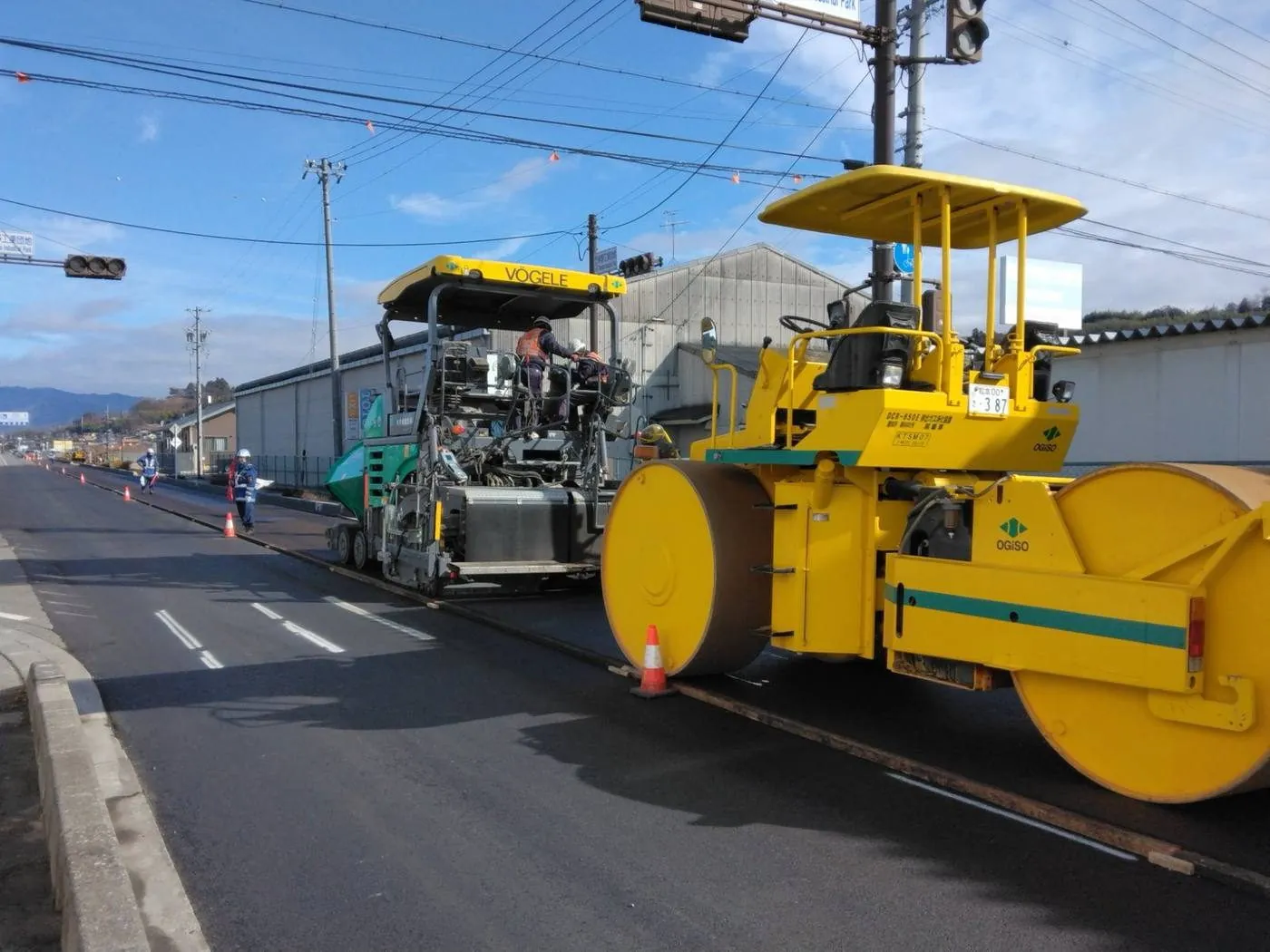 舗装工事・施工機械